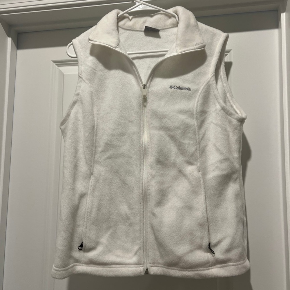 Columbia Soft White Fleece Vest